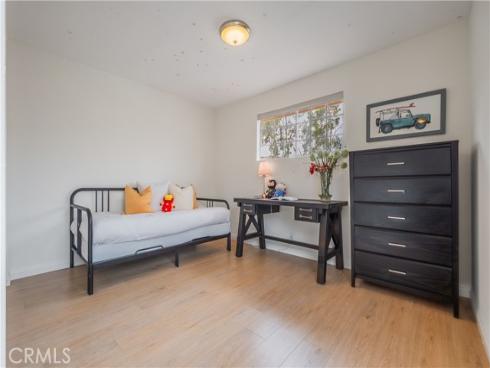 19 Dartmouth , Irvine, CA