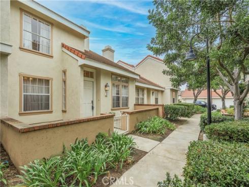 19 Dartmouth , Irvine, CA