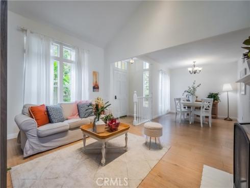 19 Dartmouth , Irvine, CA