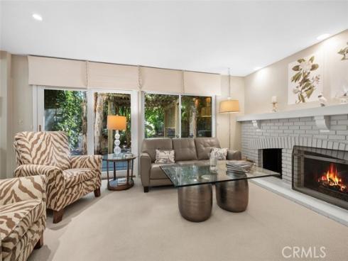 32  Colonial  , Irvine, CA