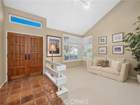 32  Colonial  , Irvine, CA
