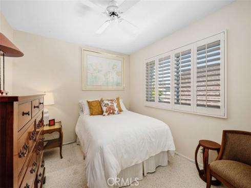 32  Colonial  , Irvine, CA