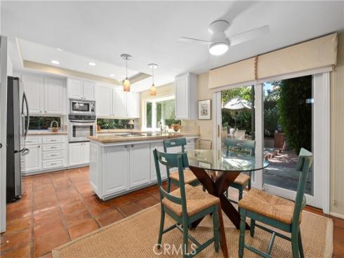 32  Colonial  , Irvine, CA