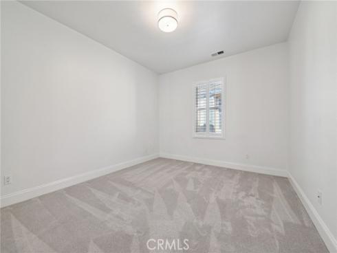 21  Canoe  , Irvine, CA