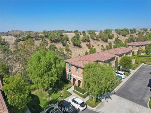 21  Canoe  , Irvine, CA