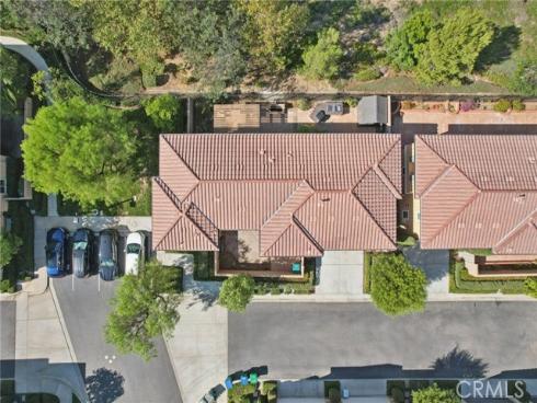 21  Canoe  , Irvine, CA