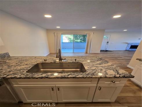 22 Exeter 23 , Irvine, CA