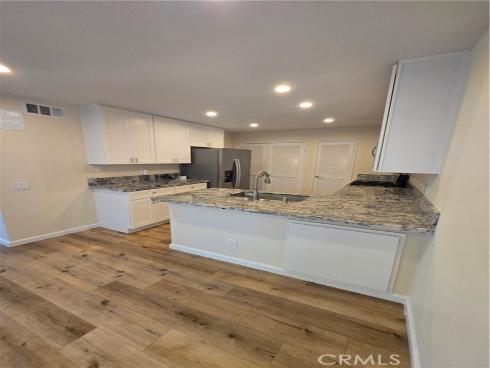 22 Exeter 23 , Irvine, CA