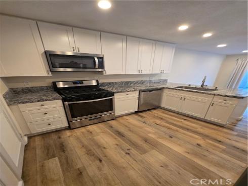 22 Exeter 23 , Irvine, CA