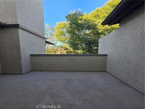 22 Exeter 23 , Irvine, CA