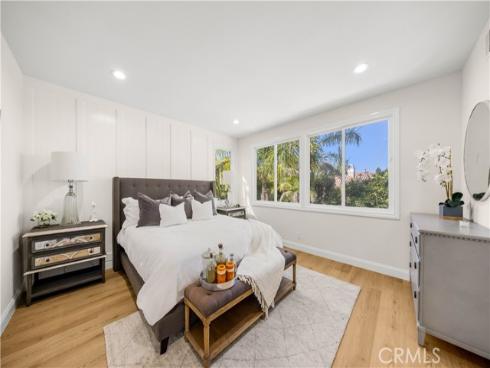 32  Silveroak  , Irvine, CA