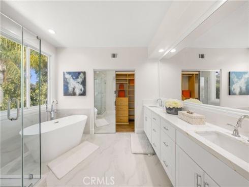 32  Silveroak  , Irvine, CA