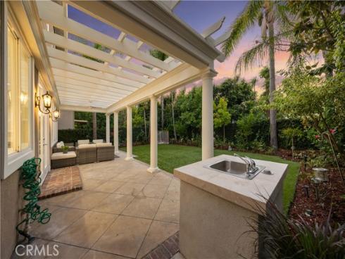 32  Silveroak  , Irvine, CA