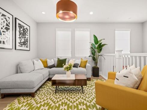 90  Rockinghorse  , Irvine, CA