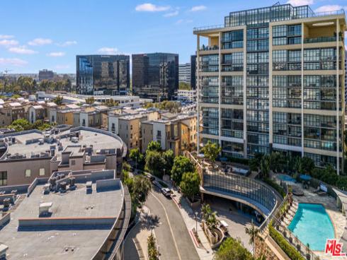 507  Rockefeller  , Irvine, CA