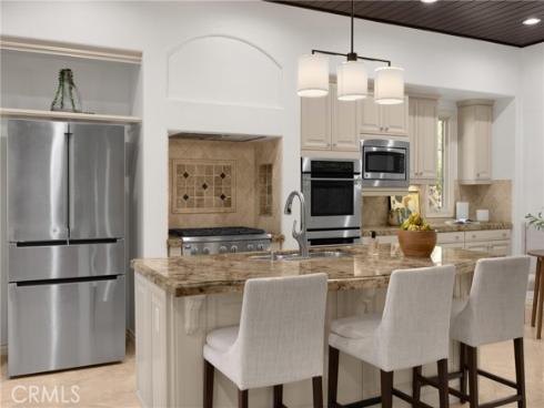 34  Tall Hedge  , Irvine, CA