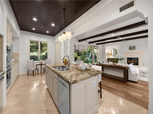 34  Tall Hedge  , Irvine, CA