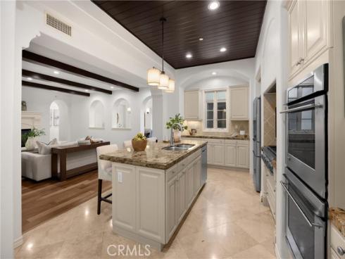 34  Tall Hedge  , Irvine, CA