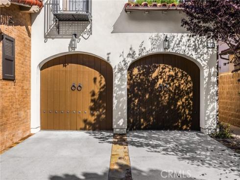 34  Tall Hedge  , Irvine, CA