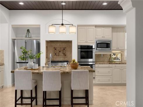 34  Tall Hedge  , Irvine, CA