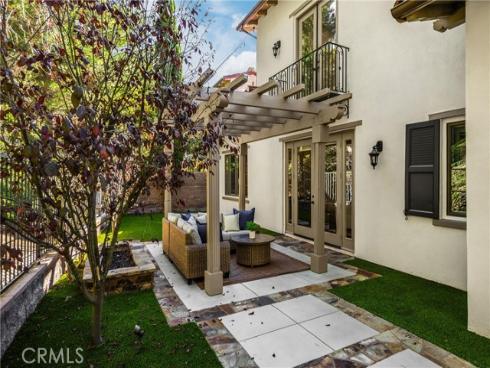 34  Tall Hedge  , Irvine, CA