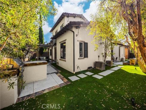 34  Tall Hedge  , Irvine, CA