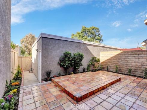 10 Pendelton , Irvine, CA