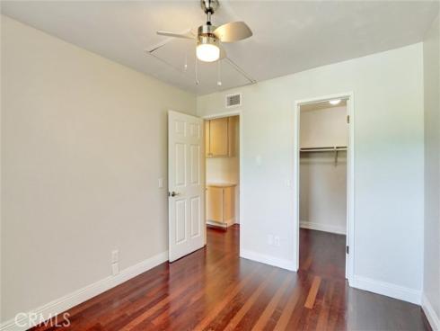 10 Pendelton , Irvine, CA