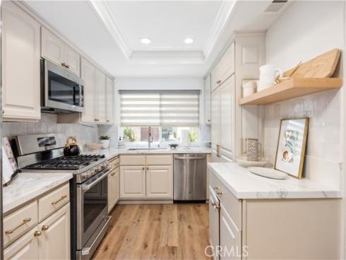 17292 Candleberry , Irvine, CA