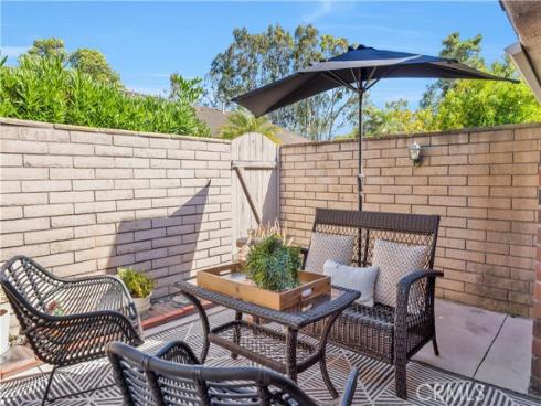 17292 Candleberry , Irvine, CA