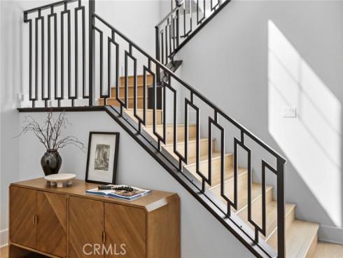 51  Fenway  , Irvine, CA