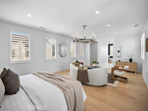 51  Fenway  , Irvine, CA