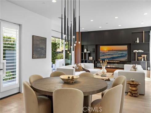 51  Fenway  , Irvine, CA