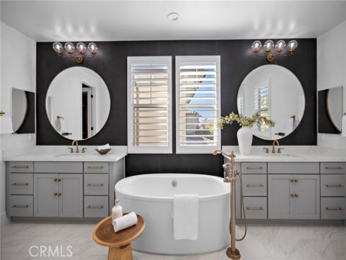 51  Fenway  , Irvine, CA