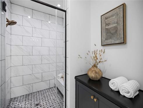 51  Fenway  , Irvine, CA