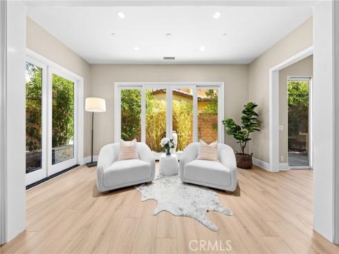 51 Thoroughbred , Irvine, CA