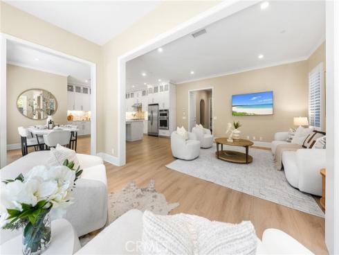 51 Thoroughbred , Irvine, CA