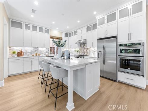 51 Thoroughbred , Irvine, CA