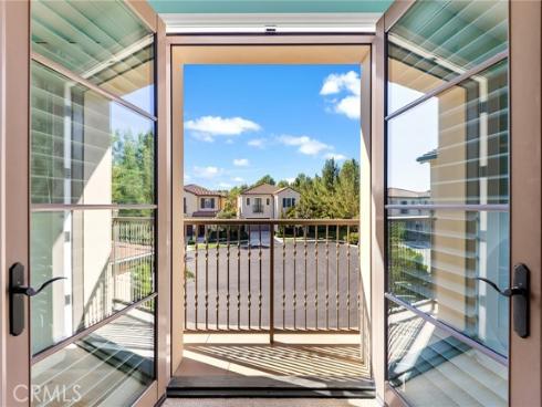 51 Thoroughbred , Irvine, CA