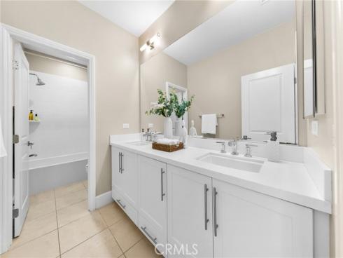 51 Thoroughbred , Irvine, CA