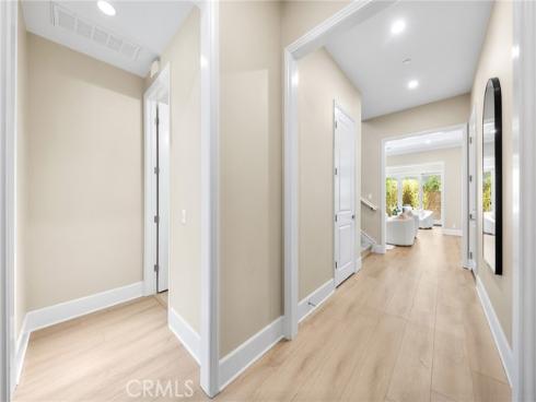 51 Thoroughbred , Irvine, CA