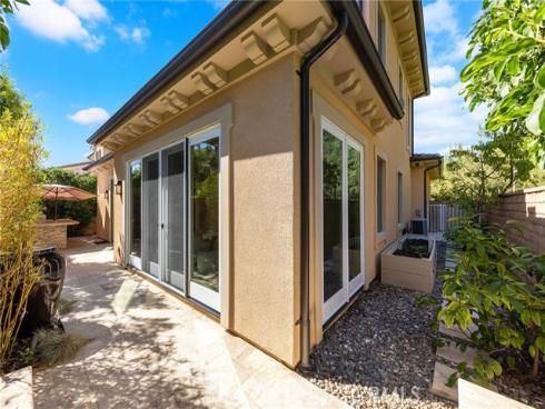 51 Thoroughbred , Irvine, CA