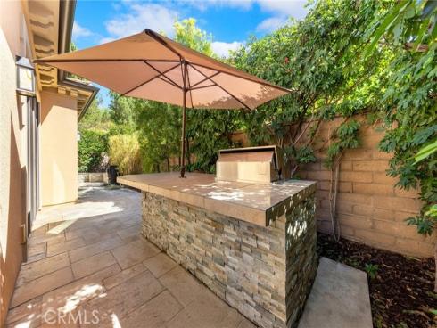 51 Thoroughbred , Irvine, CA