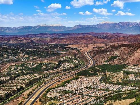 51 Thoroughbred , Irvine, CA