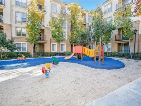 2235  Watermarke  , Irvine, CA