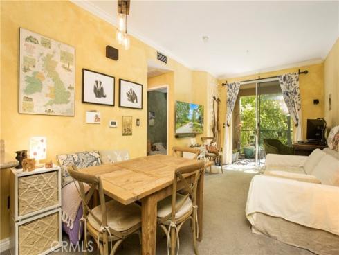 2235  Watermarke  , Irvine, CA