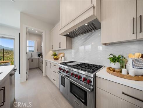 122  Mossvine  , Irvine, CA