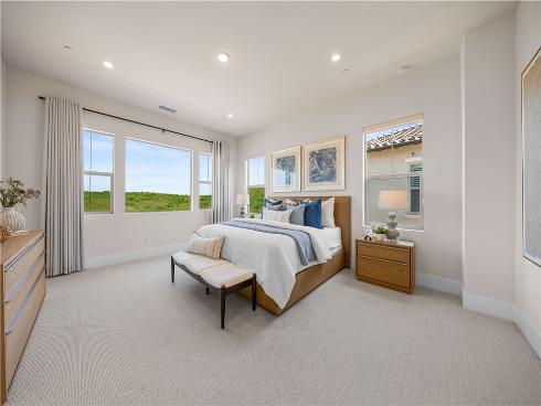 122  Mossvine  , Irvine, CA