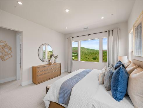 122  Mossvine  , Irvine, CA