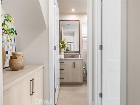 122  Mossvine  , Irvine, CA